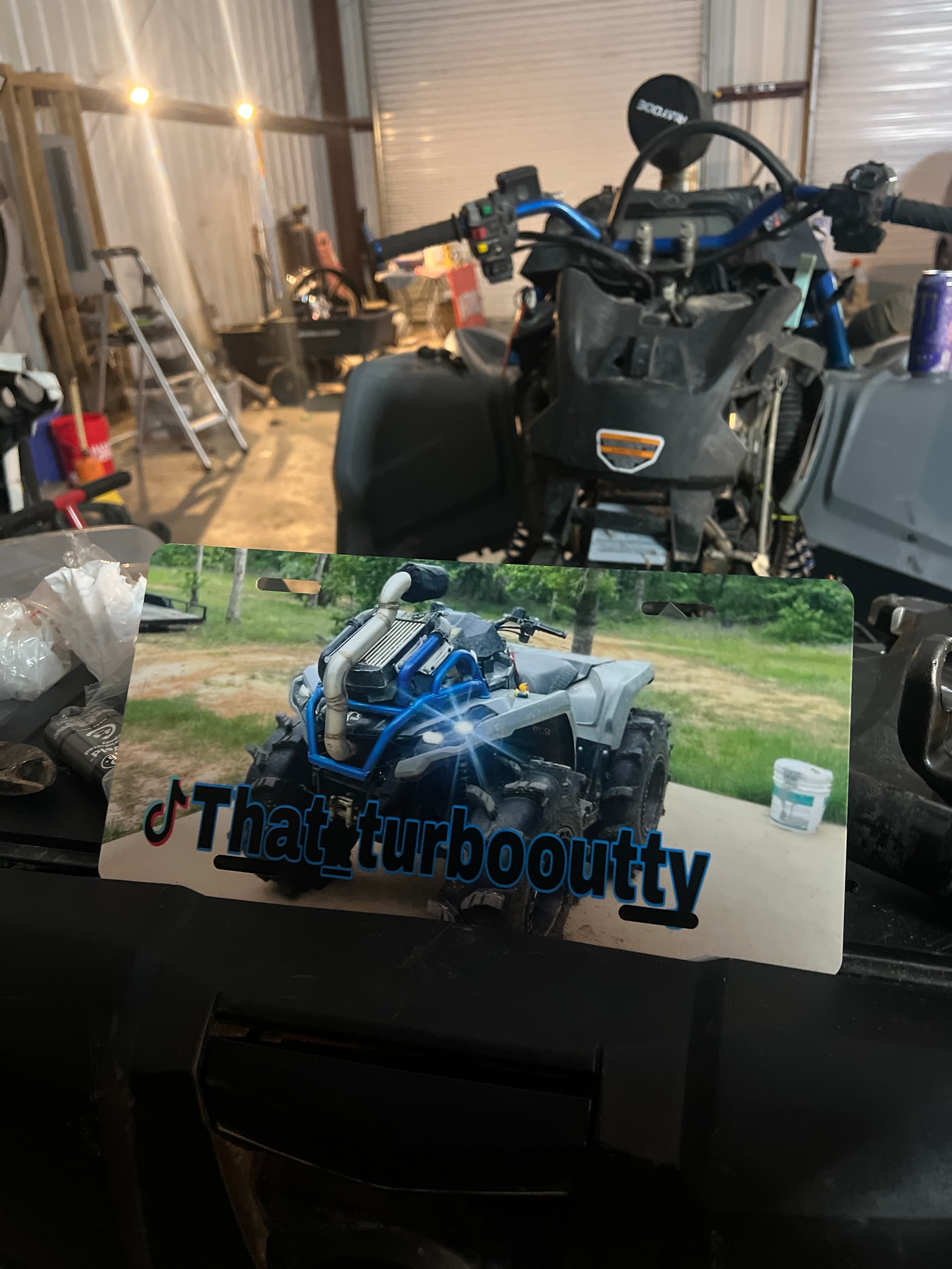 custom license plates   (READ DESC)